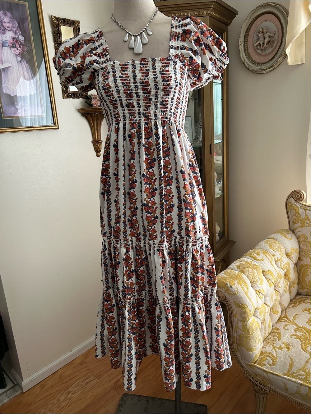 NWT OPT Smocked Floral Midi Dress SZ M. C:647-40-5/19/26